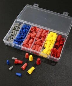 158 szt. Złączy przewodów elektrycznych